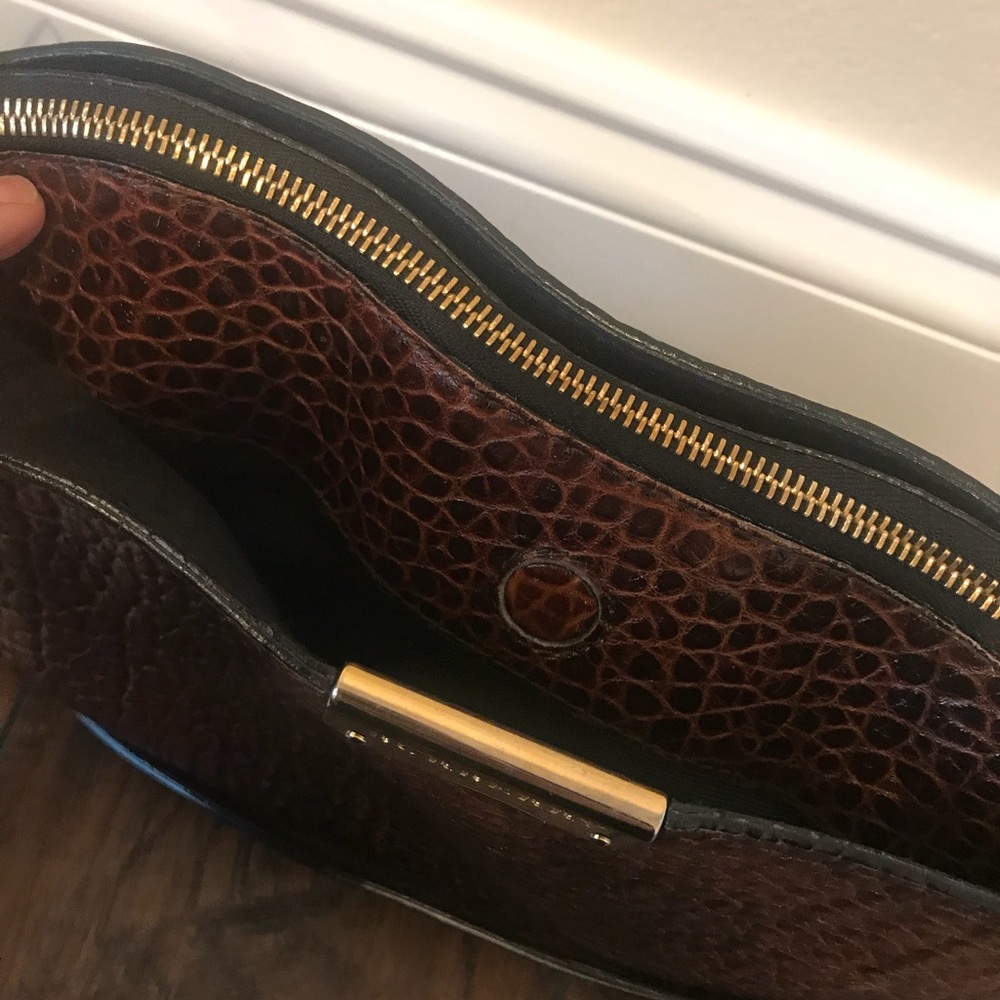Burberry Chischester Cross Body Bag - Picture 4 of 5